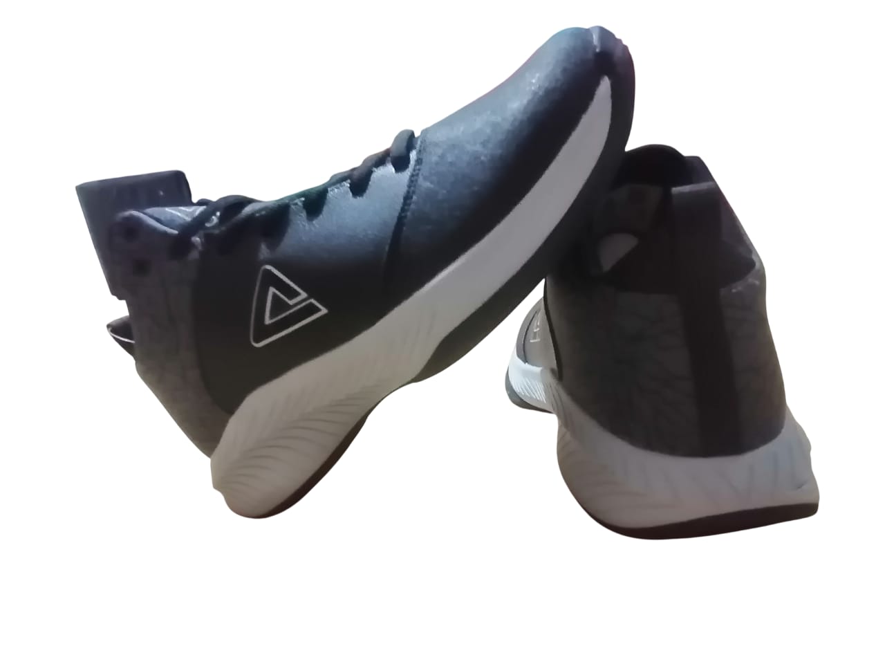 Zapatilla de basket PEAK