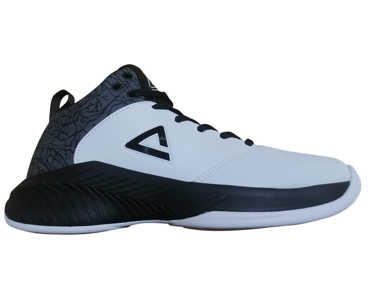 Zapatilla de basket PEAK